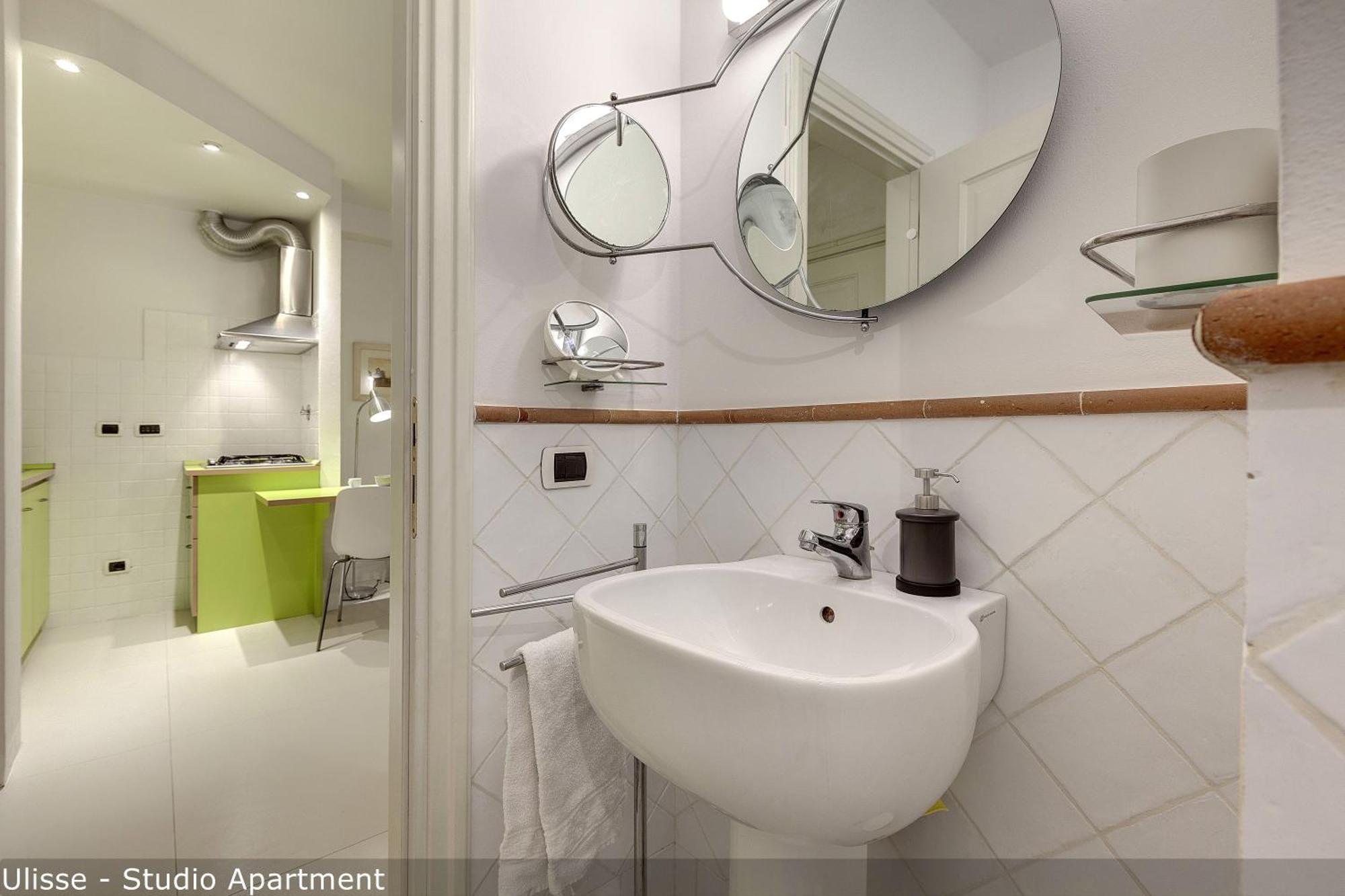 Ulisse & Penelope Apartments By Mamo Florence Room photo